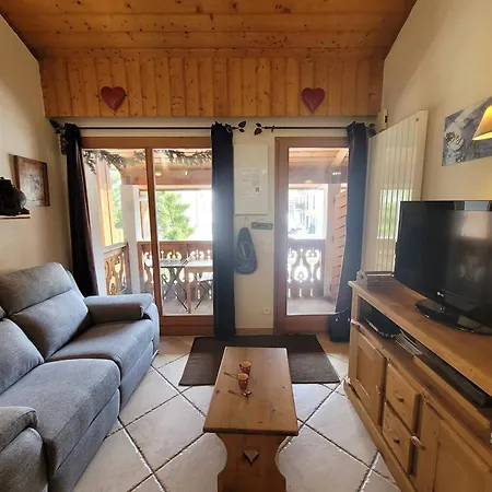 Renove 2 Pieces + Mezzanine, Centre Les Gets, Parking - Fr-1-598-77